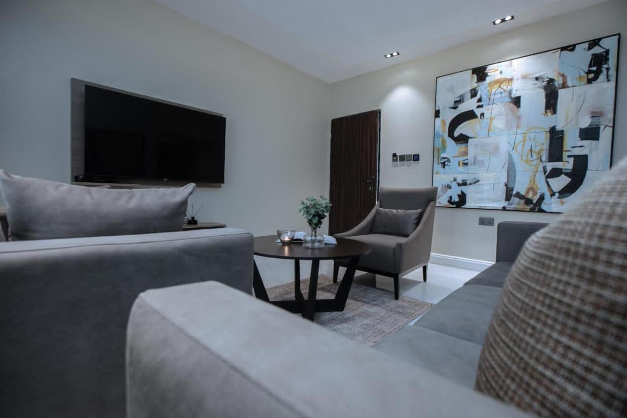 Knightsbridge Hotel & Suites Абуджа Екстериор снимка
